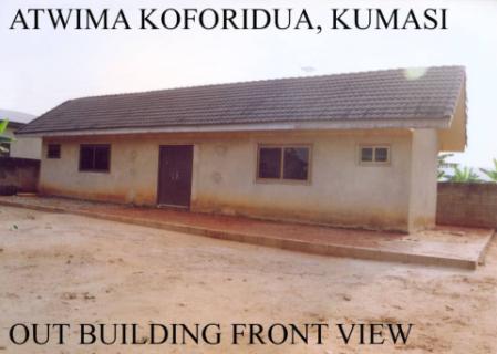 6 Bedroom House with 2 Bedroom Boys Quarters